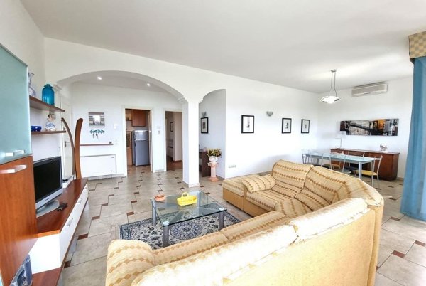 appartamento in vendita a Viareggio