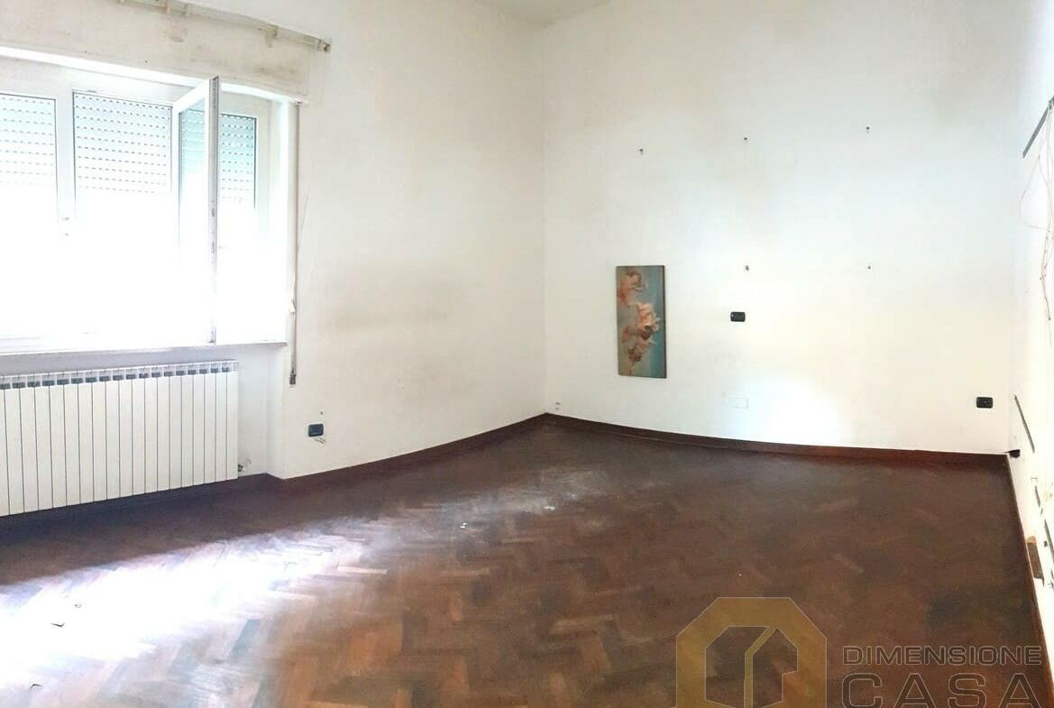 casa indipendente in vendita a Viareggio