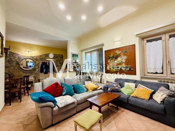 casa semindipendente in vendita a Viareggio in zona Torre del Lago