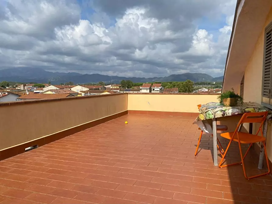 appartamento in vendita a Viareggio in zona Campo d'Aviazione