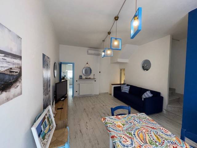 casa indipendente in vendita a Viareggio in zona Centro Storico