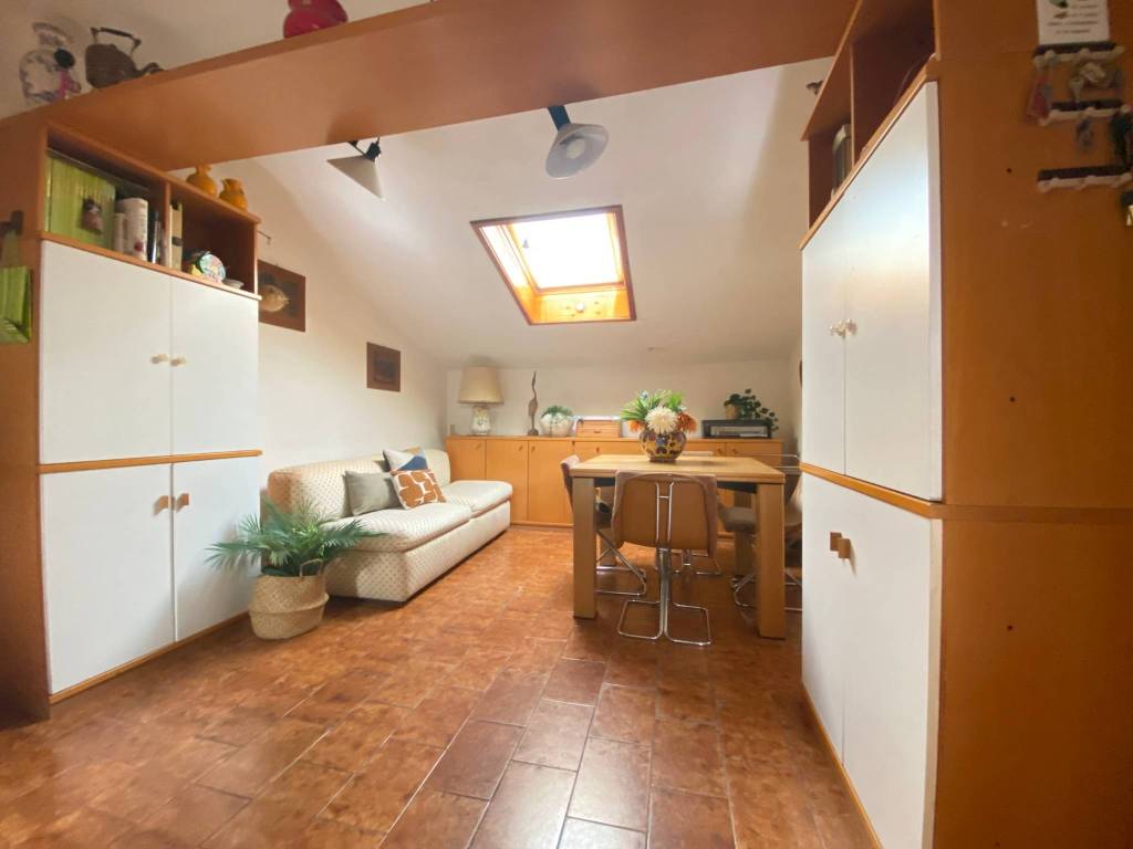 appartamento in vendita a Viareggio in zona Torre del Lago