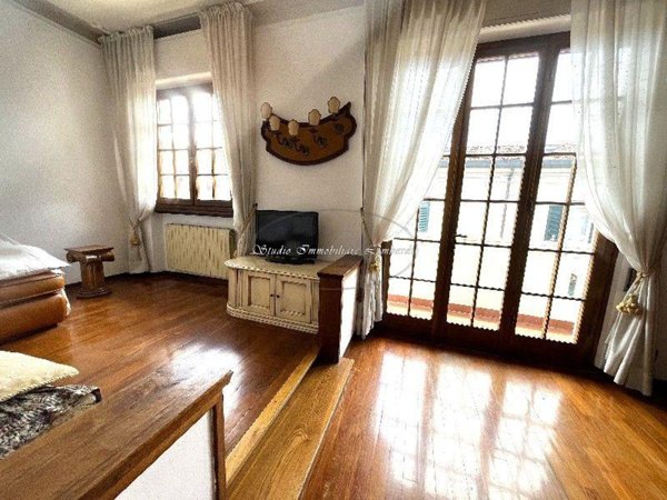 casa indipendente in vendita a Viareggio in zona Centro Storico