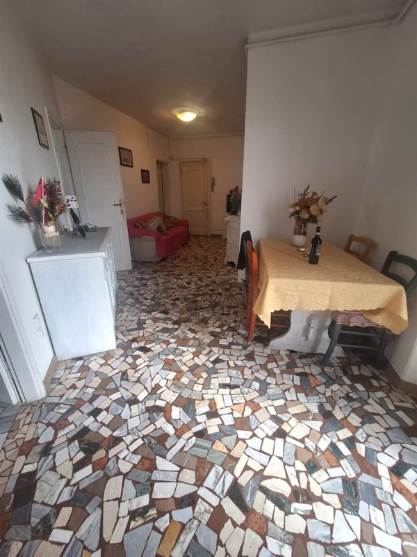 appartamento in vendita a Viareggio in zona Migliarina