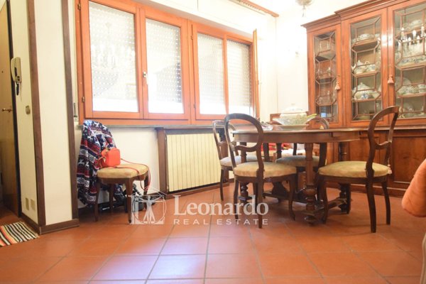 casa indipendente in vendita a Viareggio in zona Campo d'Aviazione