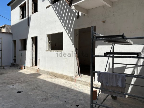 appartamento in vendita a Viareggio in zona Centro Storico