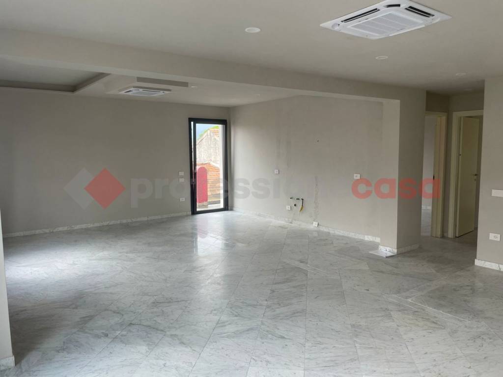 appartamento in vendita a Viareggio