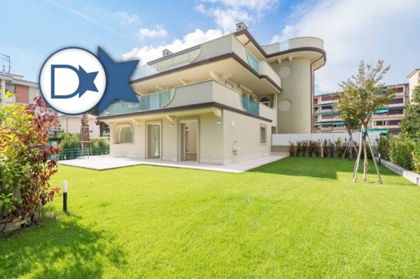 appartamento in vendita a Viareggio