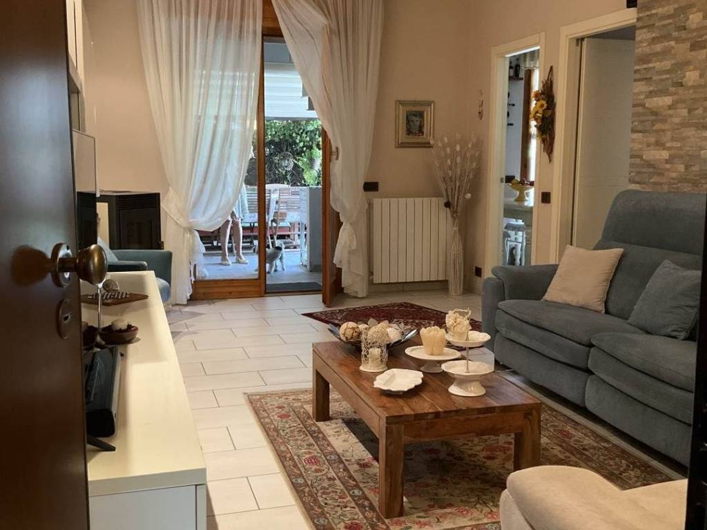 appartamento in vendita a Viareggio