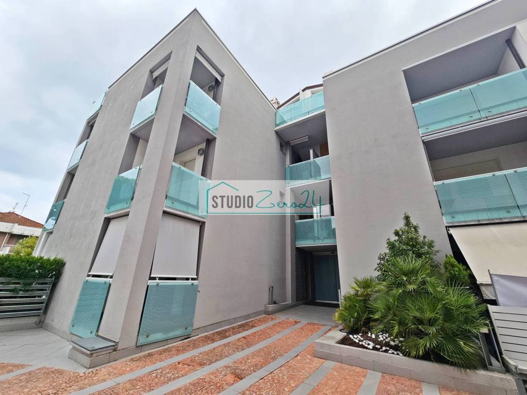 appartamento in vendita a Viareggio in zona Don Bosco