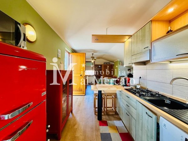 appartamento in vendita a Viareggio in zona Torre del Lago