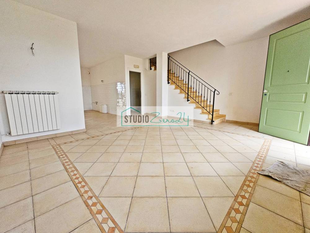 casa indipendente in vendita a Viareggio in zona Campo d'Aviazione