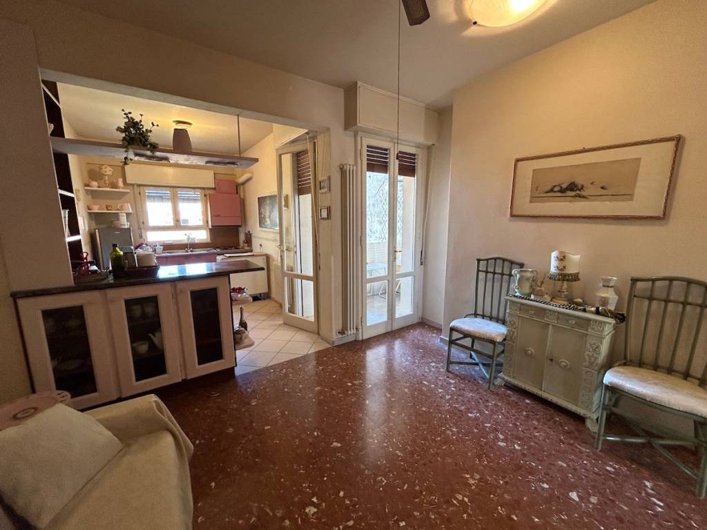 appartamento in vendita a Viareggio in zona Marco Polo