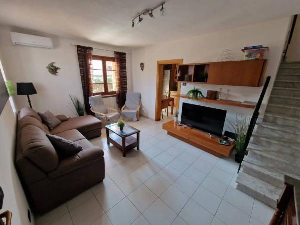 casa indipendente in vendita a Viareggio in zona Torre del Lago