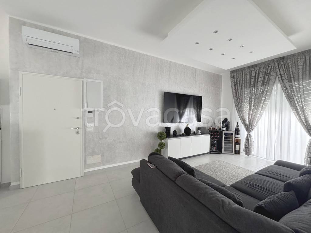 casa indipendente in vendita a Viareggio in zona Torre del Lago