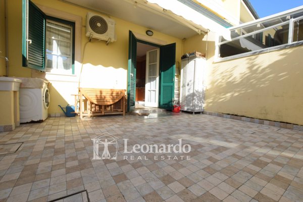 casa indipendente in vendita a Viareggio in zona Migliarina
