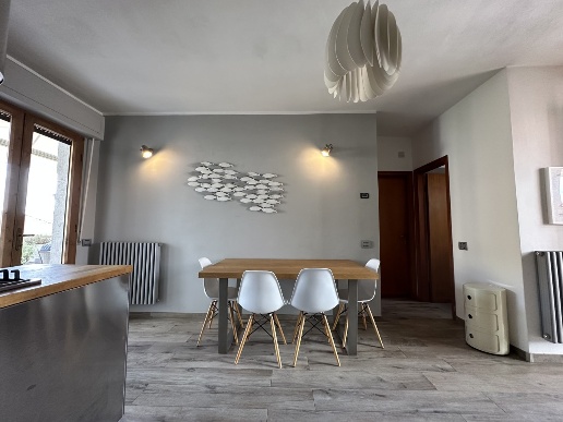 appartamento in vendita a Viareggio in zona Torre del Lago