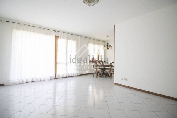appartamento in vendita a Viareggio in zona Marco Polo