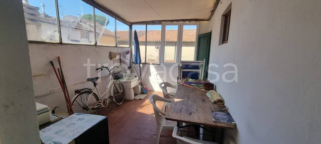 casa indipendente in vendita a Viareggio