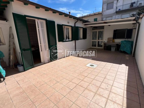 appartamento in vendita a Viareggio in zona Marco Polo