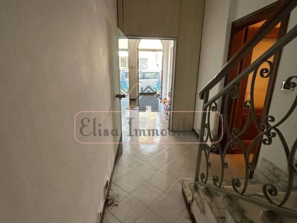 casa indipendente in vendita a Viareggio in zona Centro Storico