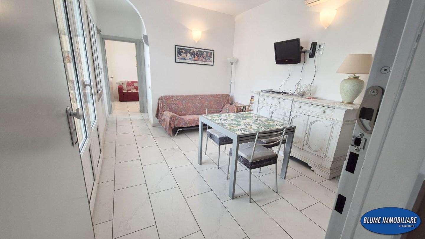 casa indipendente in vendita a Viareggio