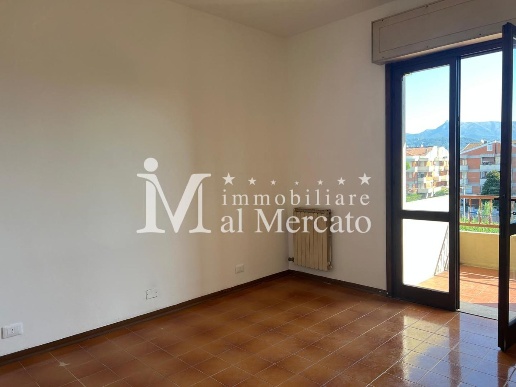 appartamento in vendita a Viareggio in zona Marco Polo