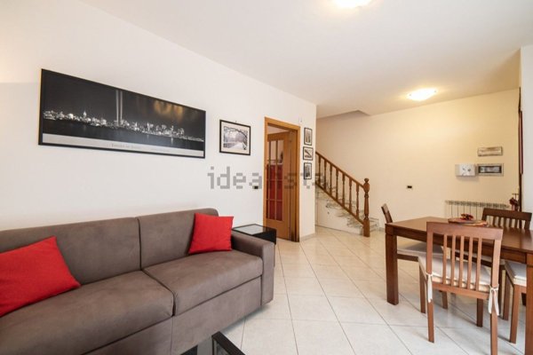 casa indipendente in vendita a Viareggio in zona Torre del Lago