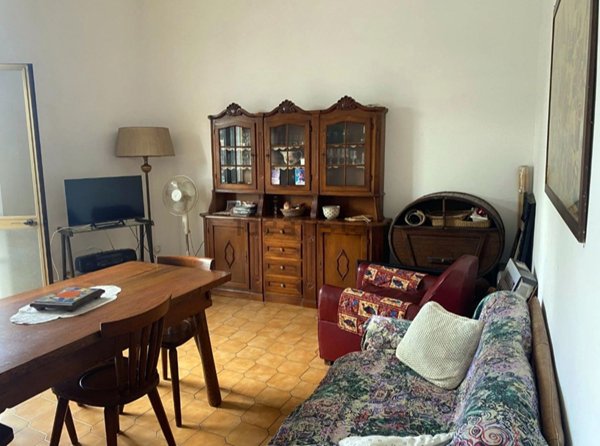 casa indipendente in vendita a Viareggio