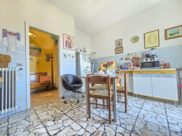 appartamento in vendita a Viareggio in zona Migliarina