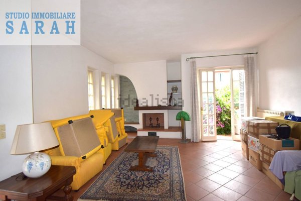 casa indipendente in vendita a Viareggio in zona Torre del Lago