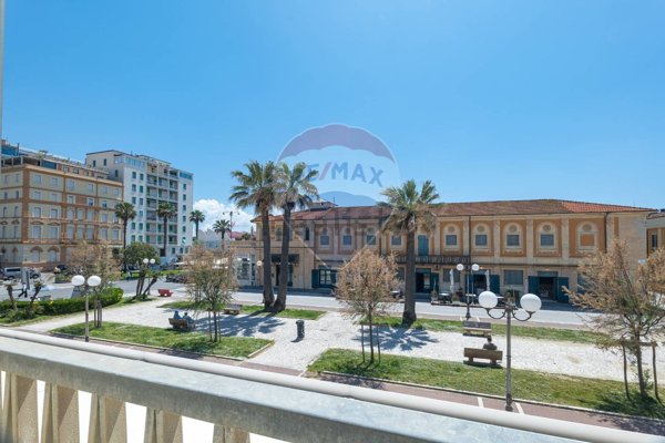 appartamento in vendita a Viareggio