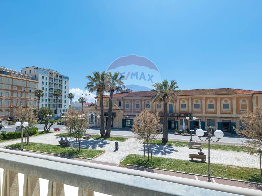 appartamento in vendita a Viareggio