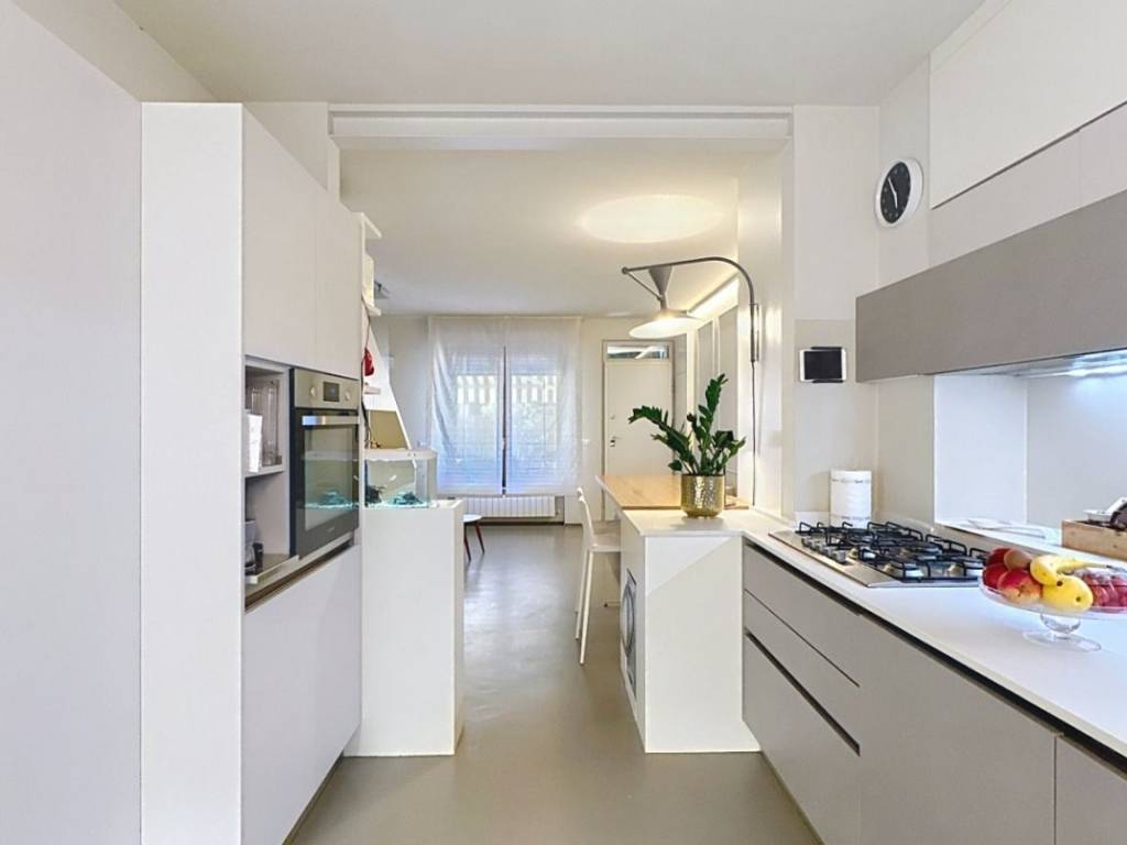 casa indipendente in vendita a Viareggio in zona Campo d'Aviazione