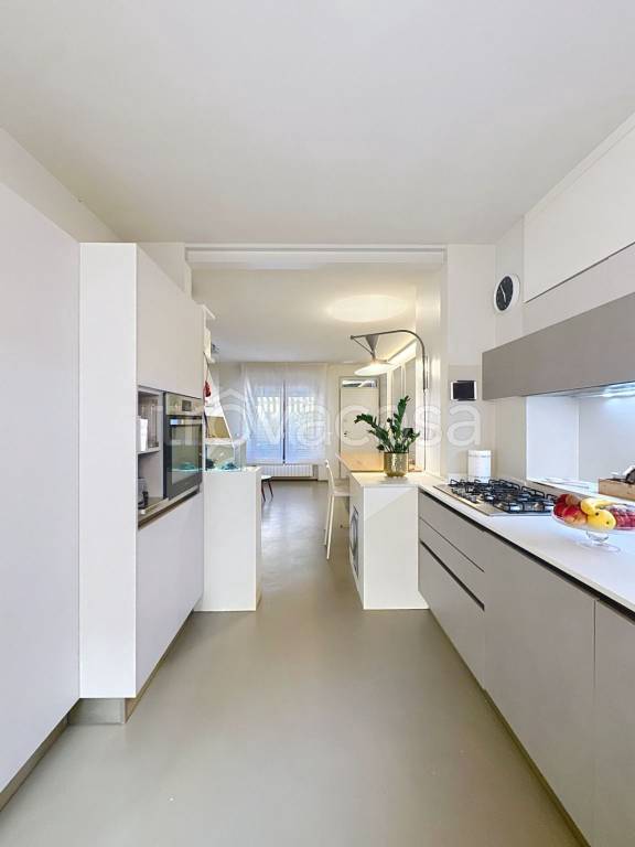 casa indipendente in vendita a Viareggio