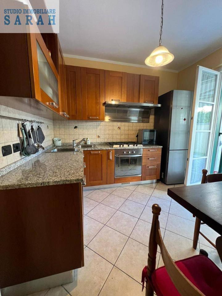 casa indipendente in vendita a Viareggio in zona Migliarina