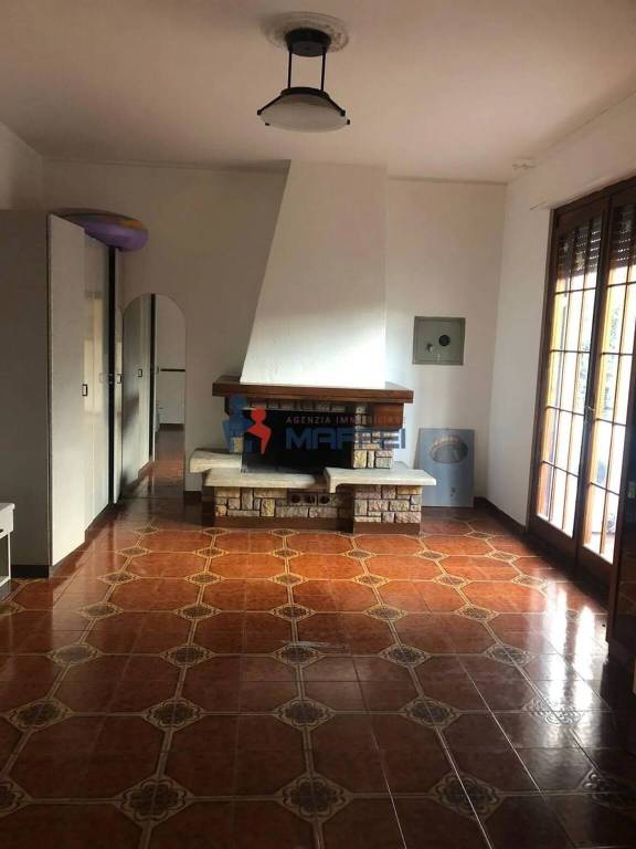 casa indipendente in vendita a Viareggio