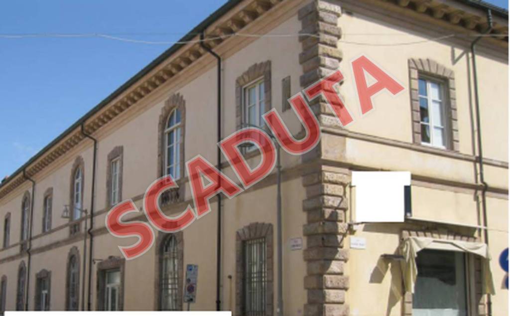 negozio in vendita a Viareggio