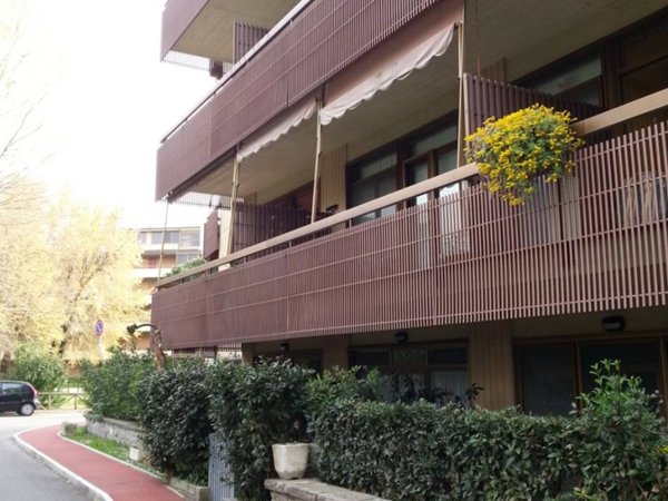 appartamento in vendita a Viareggio in zona Torre del Lago