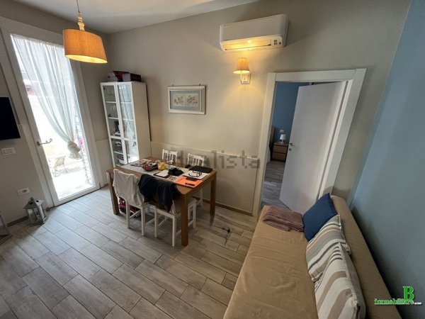 casa indipendente in vendita a Viareggio in zona Marco Polo