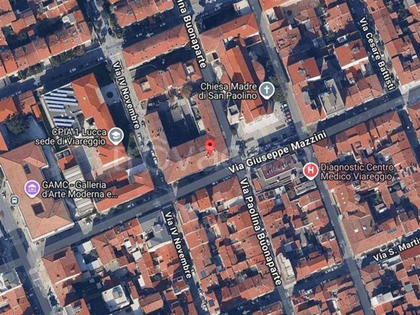 negozio in vendita a Viareggio
