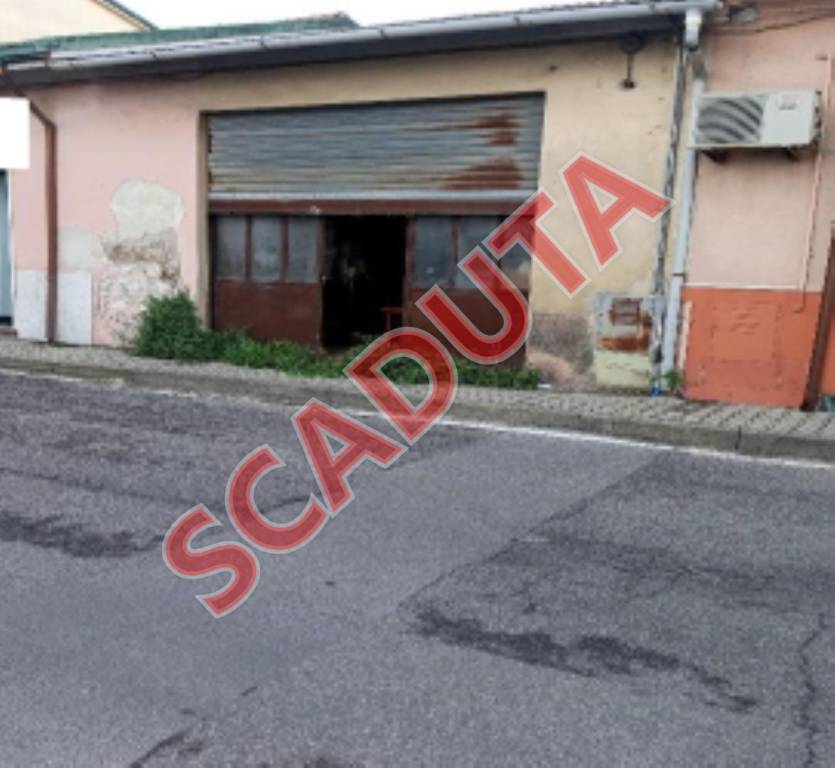 locale commerciale in vendita a Viareggio