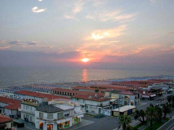 appartamento in vendita a Viareggio