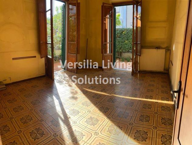 casa indipendente in vendita a Viareggio in zona Marco Polo