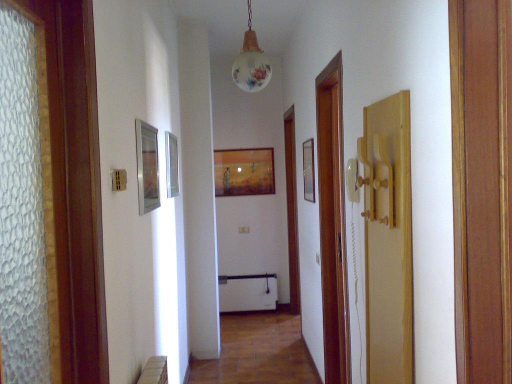 appartamento in vendita a Viareggio in zona Torre del Lago