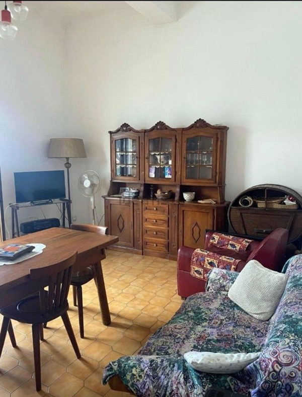 casa indipendente in vendita a Viareggio
