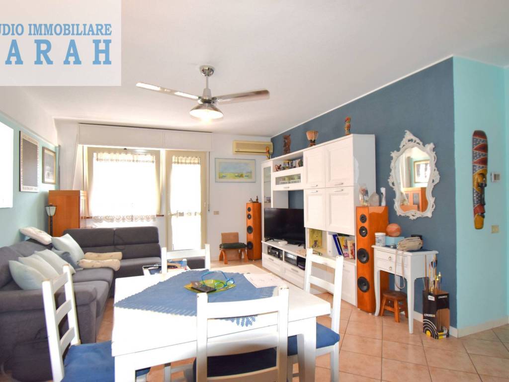 appartamento in vendita a Viareggio in zona Migliarina