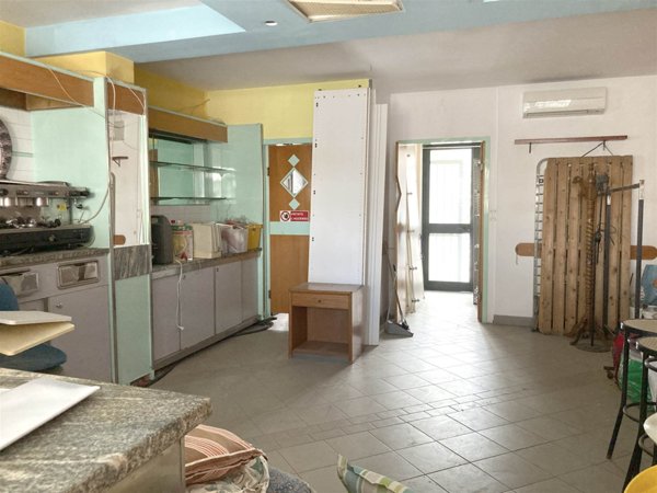 casa indipendente in vendita a Viareggio in zona Torre del Lago