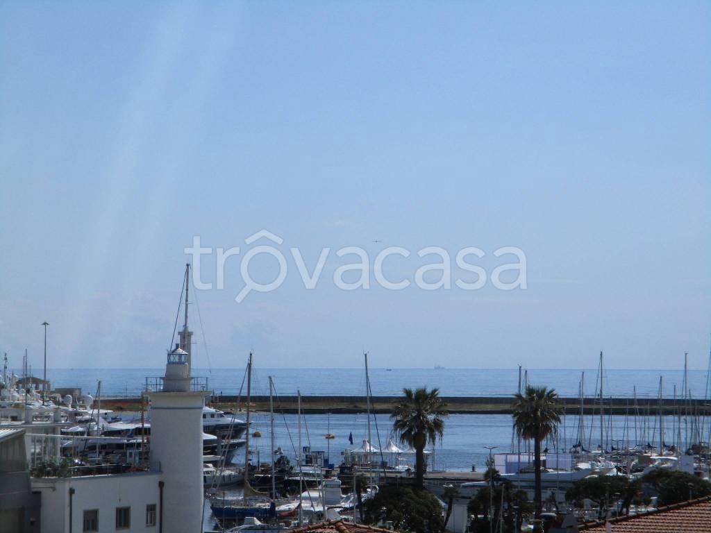 appartamento in vendita a Viareggio