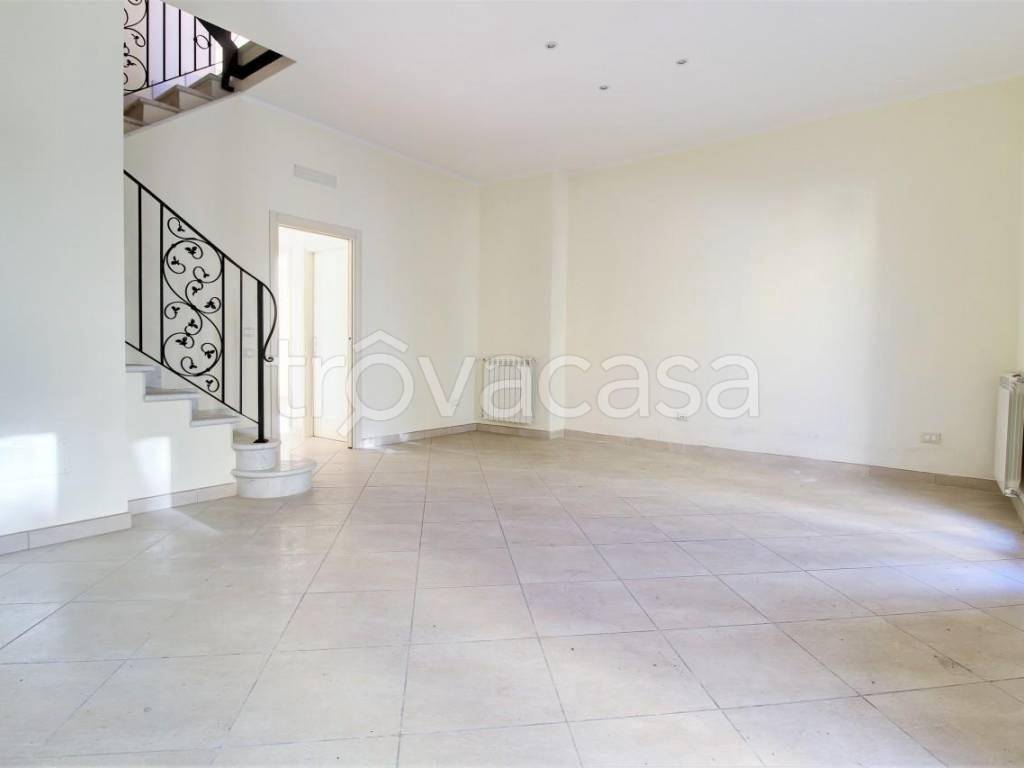 casa indipendente in vendita a Viareggio in zona Marco Polo